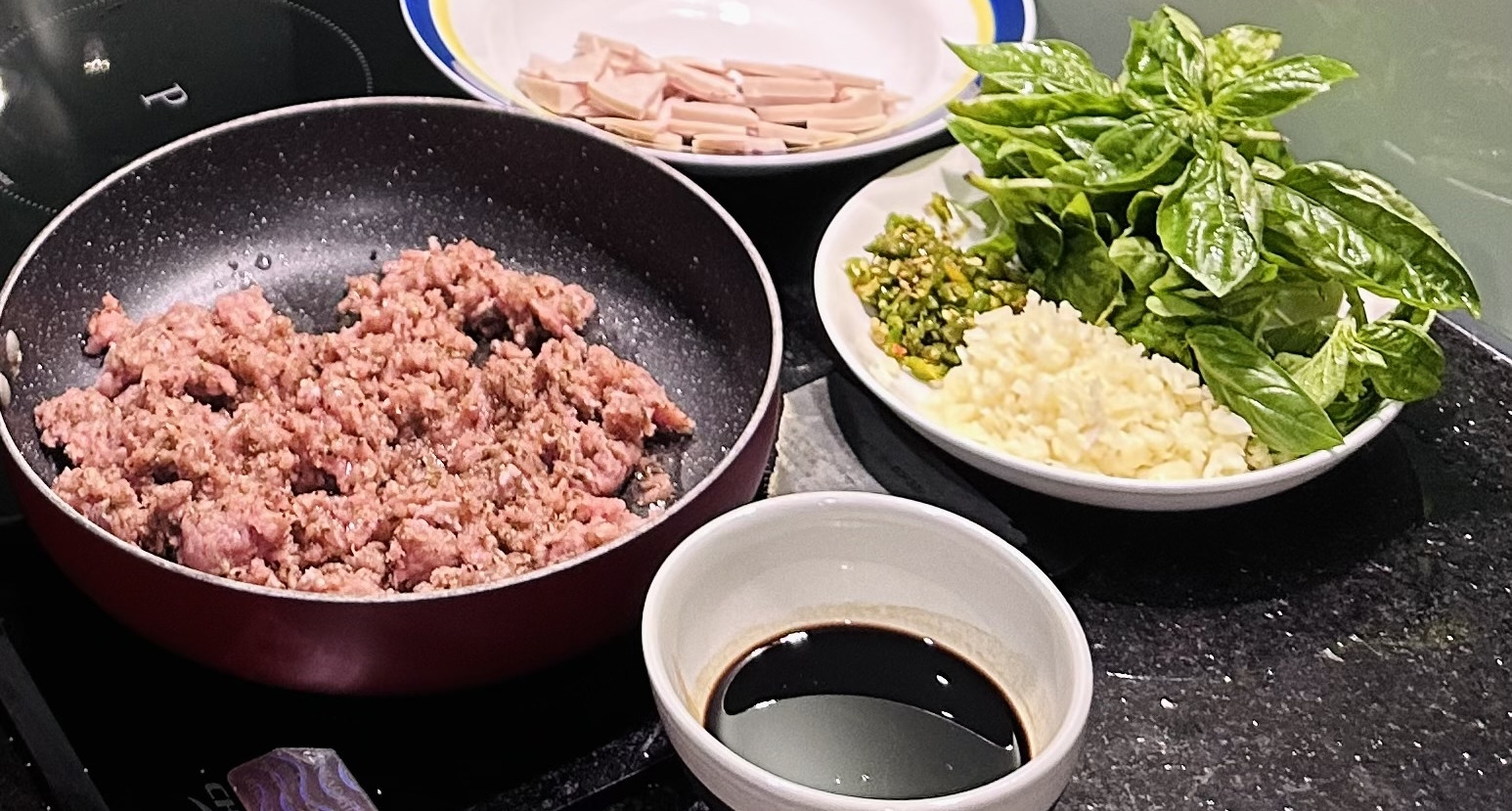 5 không khi dùng chảo chống dính