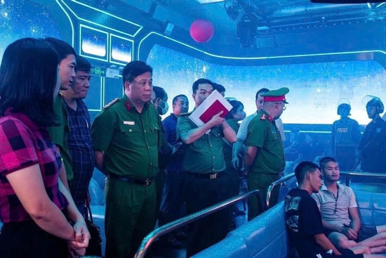 Bản tin cuối ngày 12/9: Công an Hải Phòng huy động hàng nghìn cán bộ ra quân