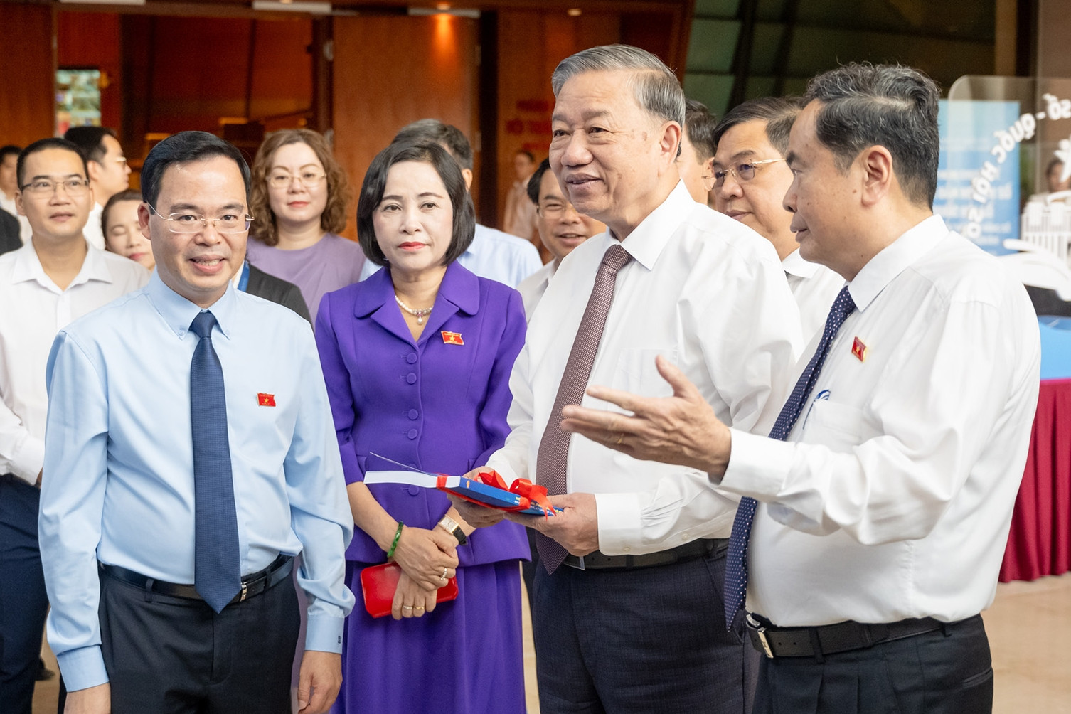 Chủ tịch Quốc hội: 'Chìa khóa vàng' đưa đất nước phát triển bứt phá