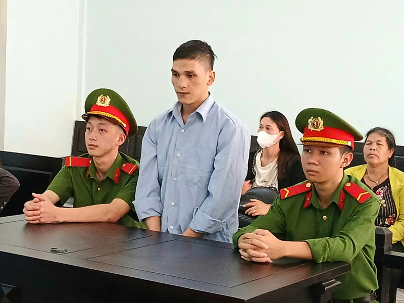 Đánh con riêng của vợ hờ chấn thương sọ não.jpg