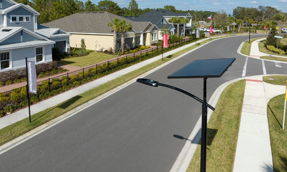 FonrocheLightingAmericaInc 240715 Solar Lights Debunked blogbanner2.jpeg