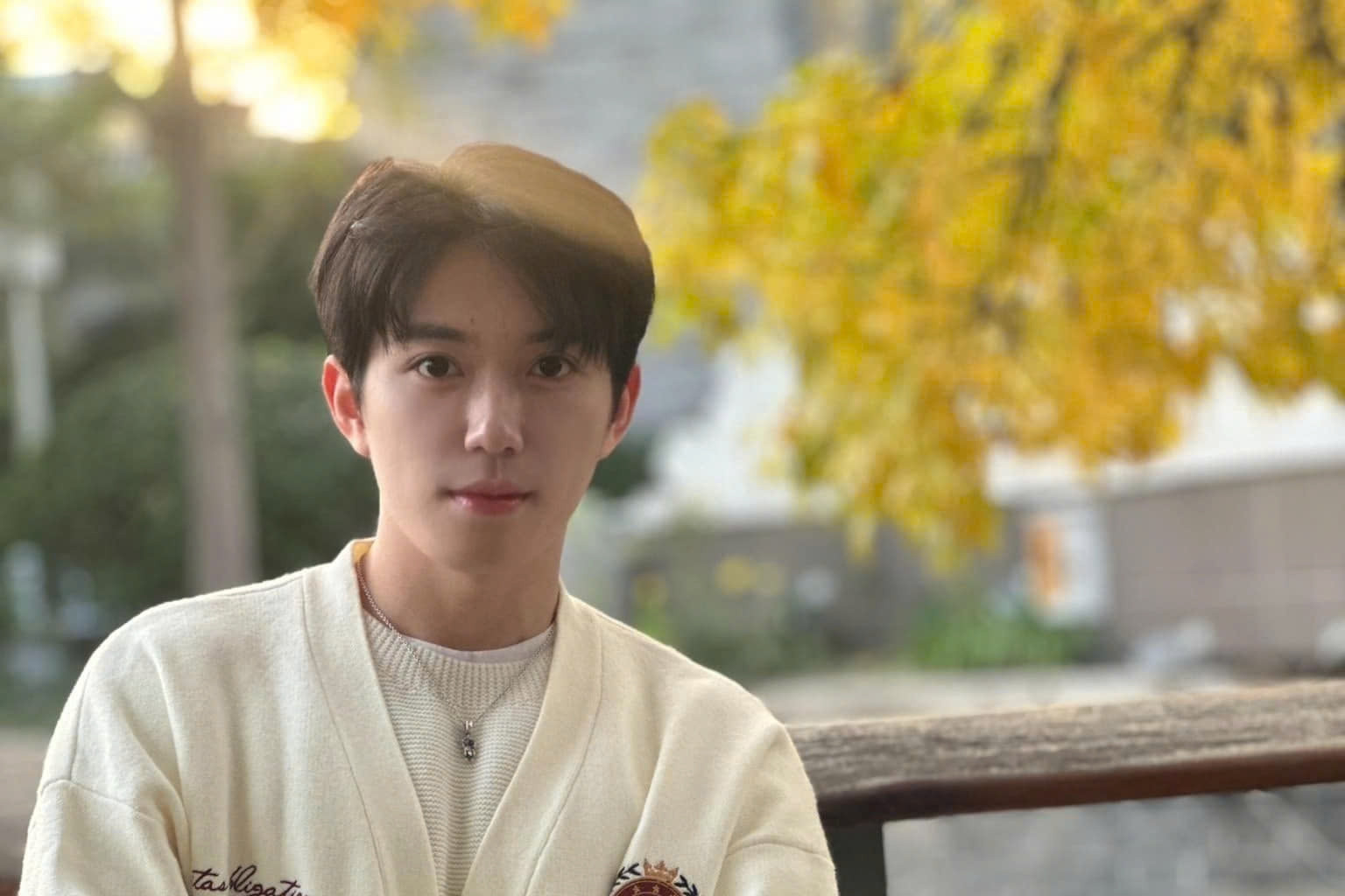 Nam sinh điển trai đỗ 2 học bổng tiến sĩ danh giá, tự mua nhà ở tuổi 24