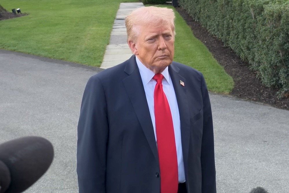 Ông Trump sẵn sàng áp trừng phạt lên Nga nếu tất cả thành viên khối NATO đồng ý