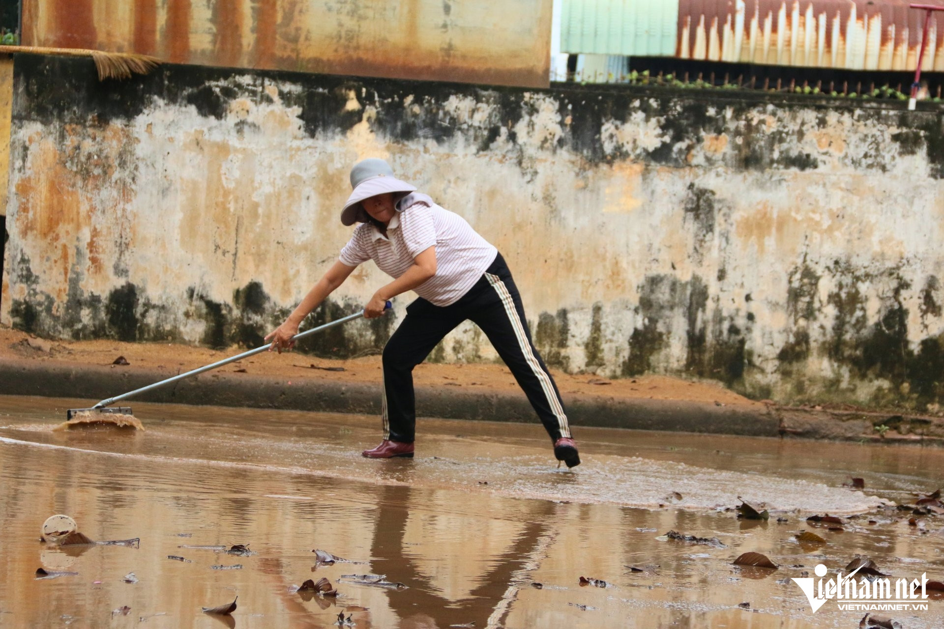 W-phuoc tan 1 4.jpg