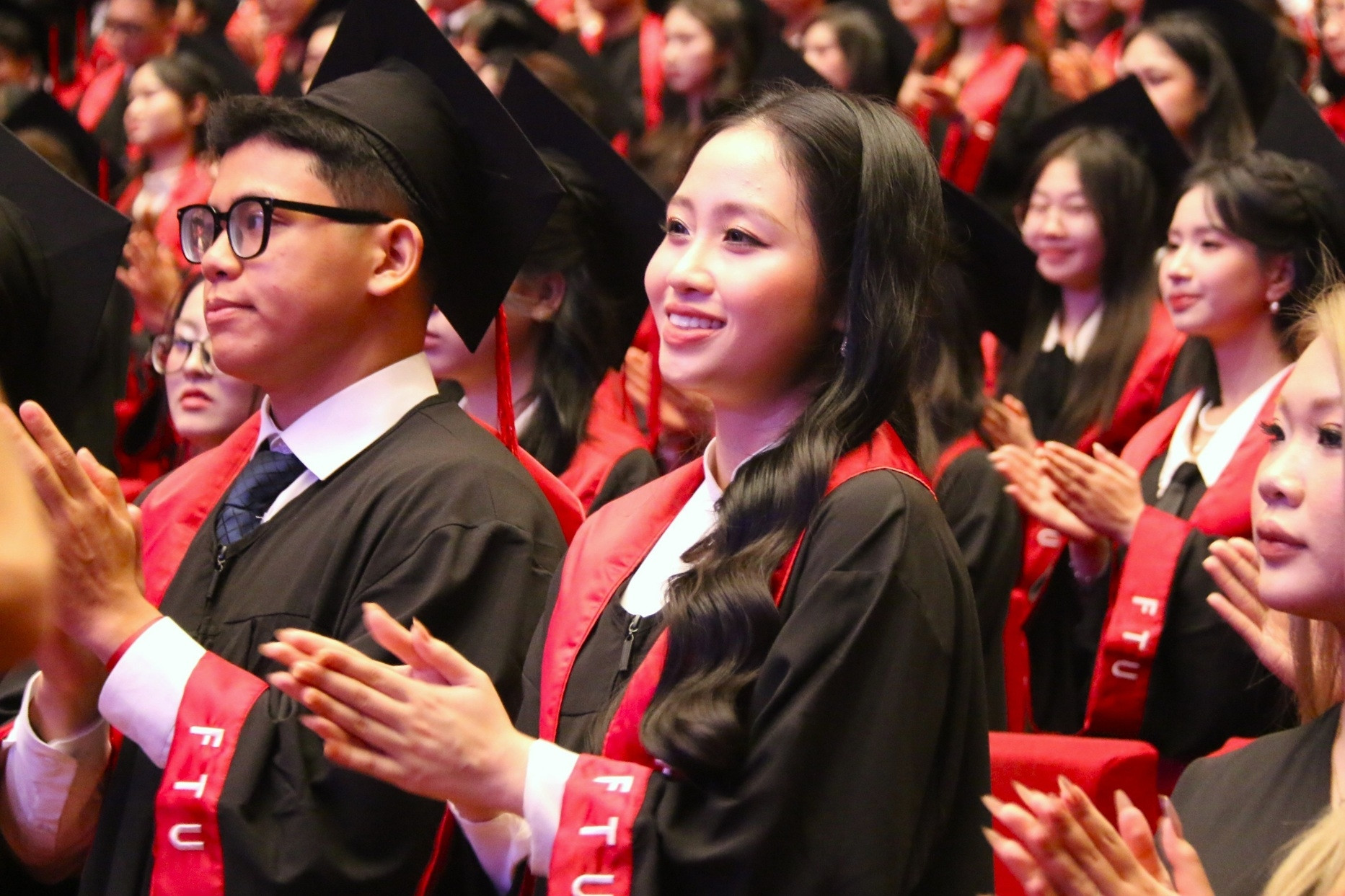 30 thủ khoa xuất sắc tốt nghiệp Trường ĐH Ngoại thương năm 2025