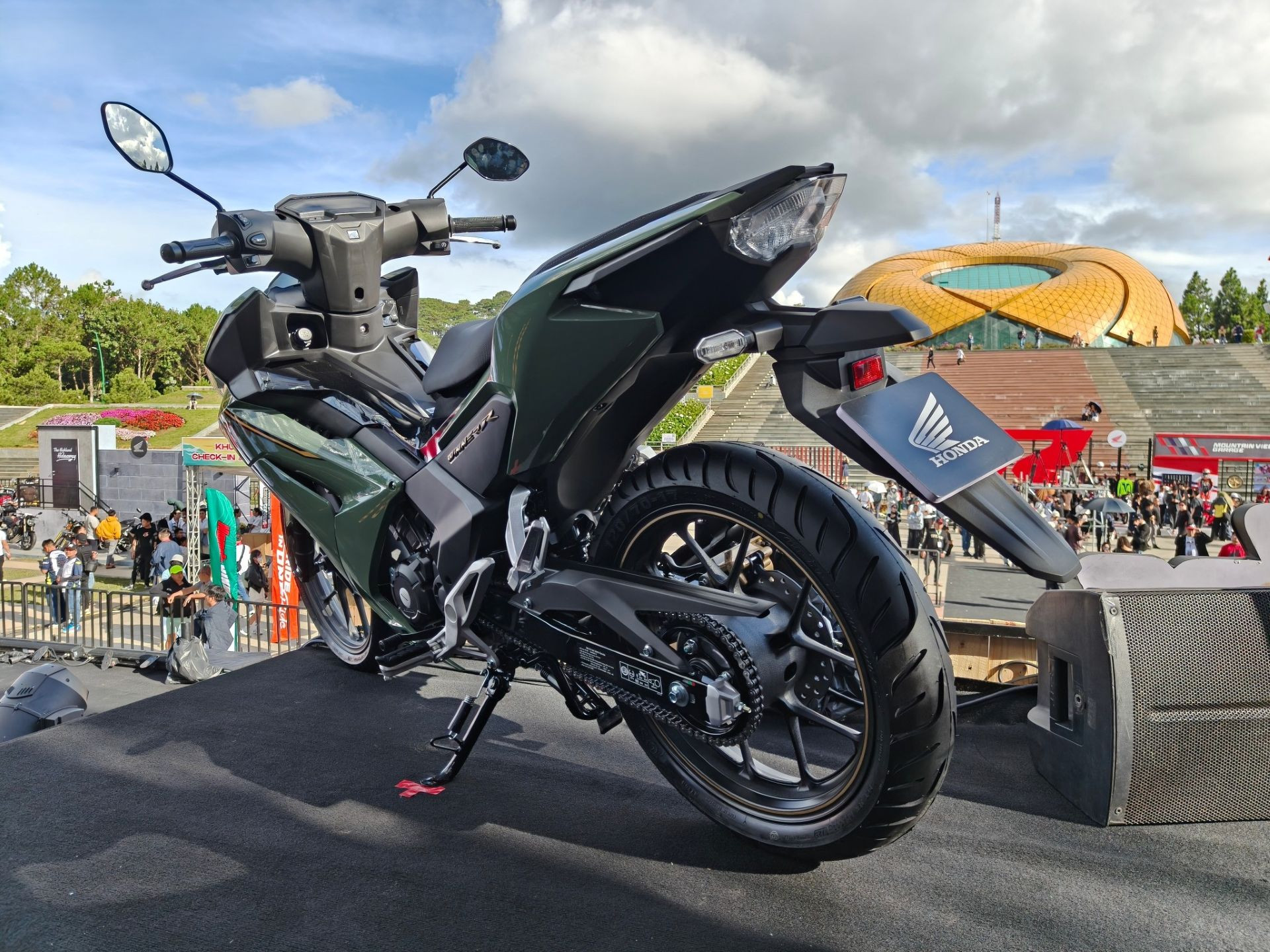 Honda Winner R (1).jpg