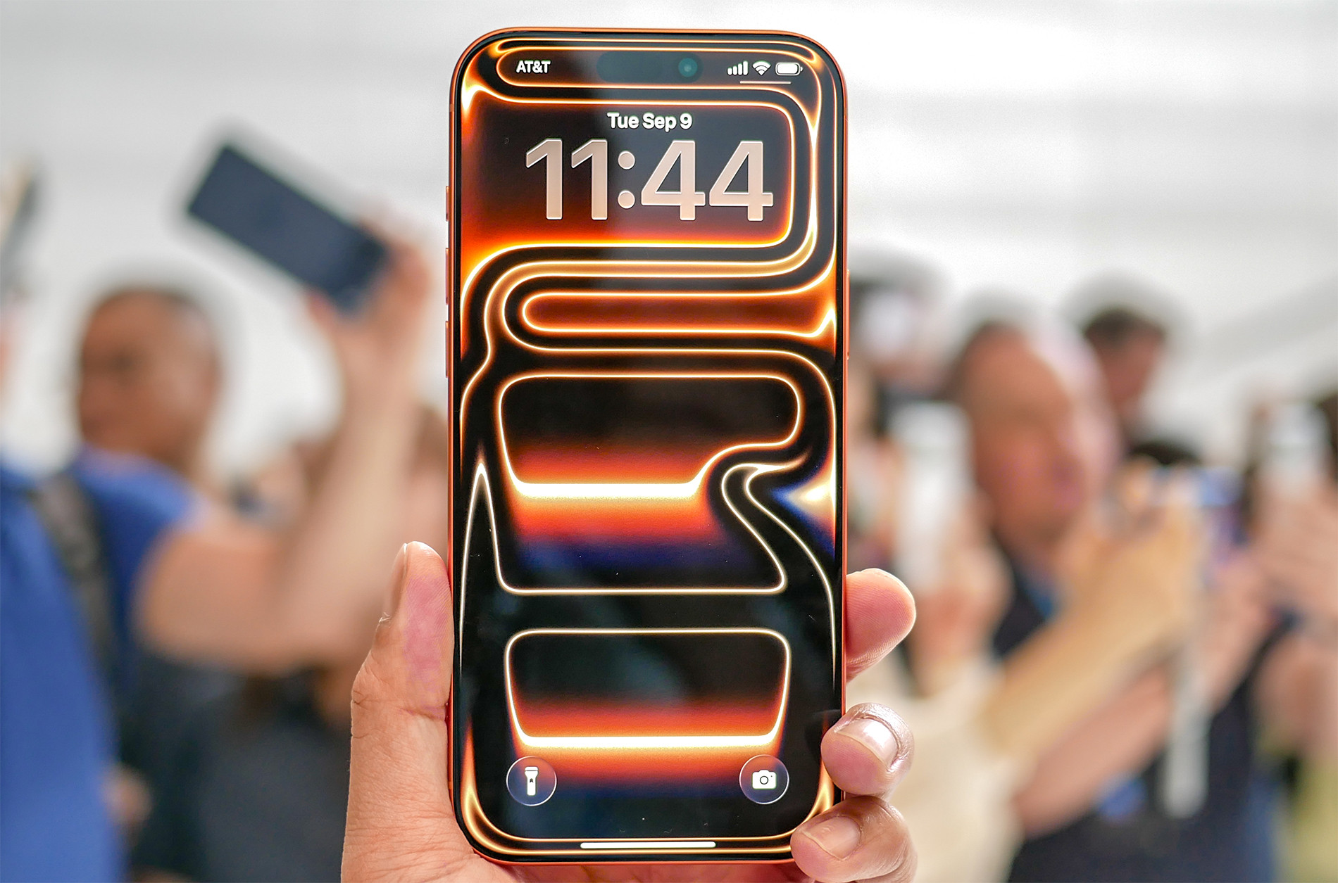 iPhone 17 Pro Max mau cam.jpg