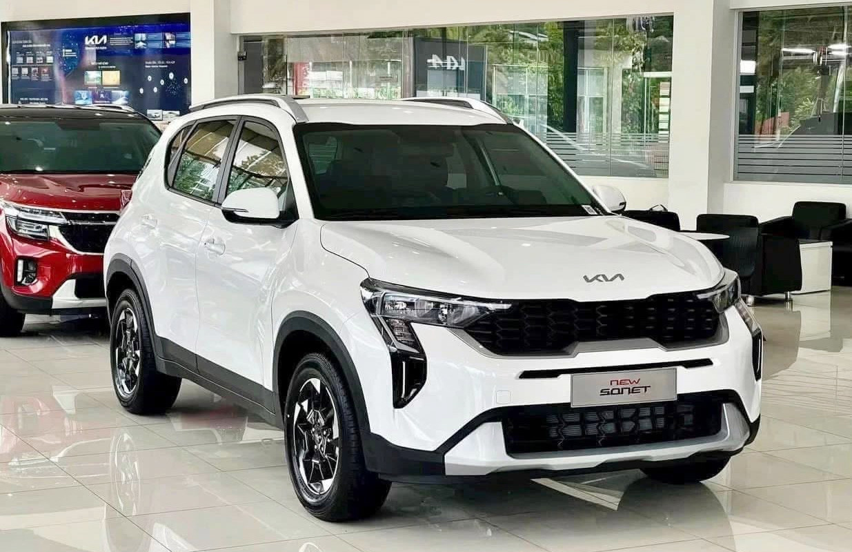 KIA Sonet có thêm bản mới giá rẻ dưới 500 triệu, đấu Toyota Raize, Hyundai Venue