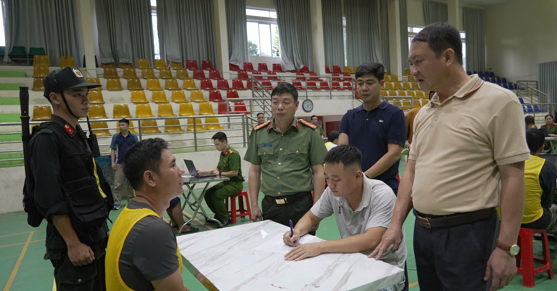 Công an Cao Bằng phá ổ nhóm lừa đảo ở Campuchia, 39 đối tượng &amp;apos;sa lưới&amp;apos;