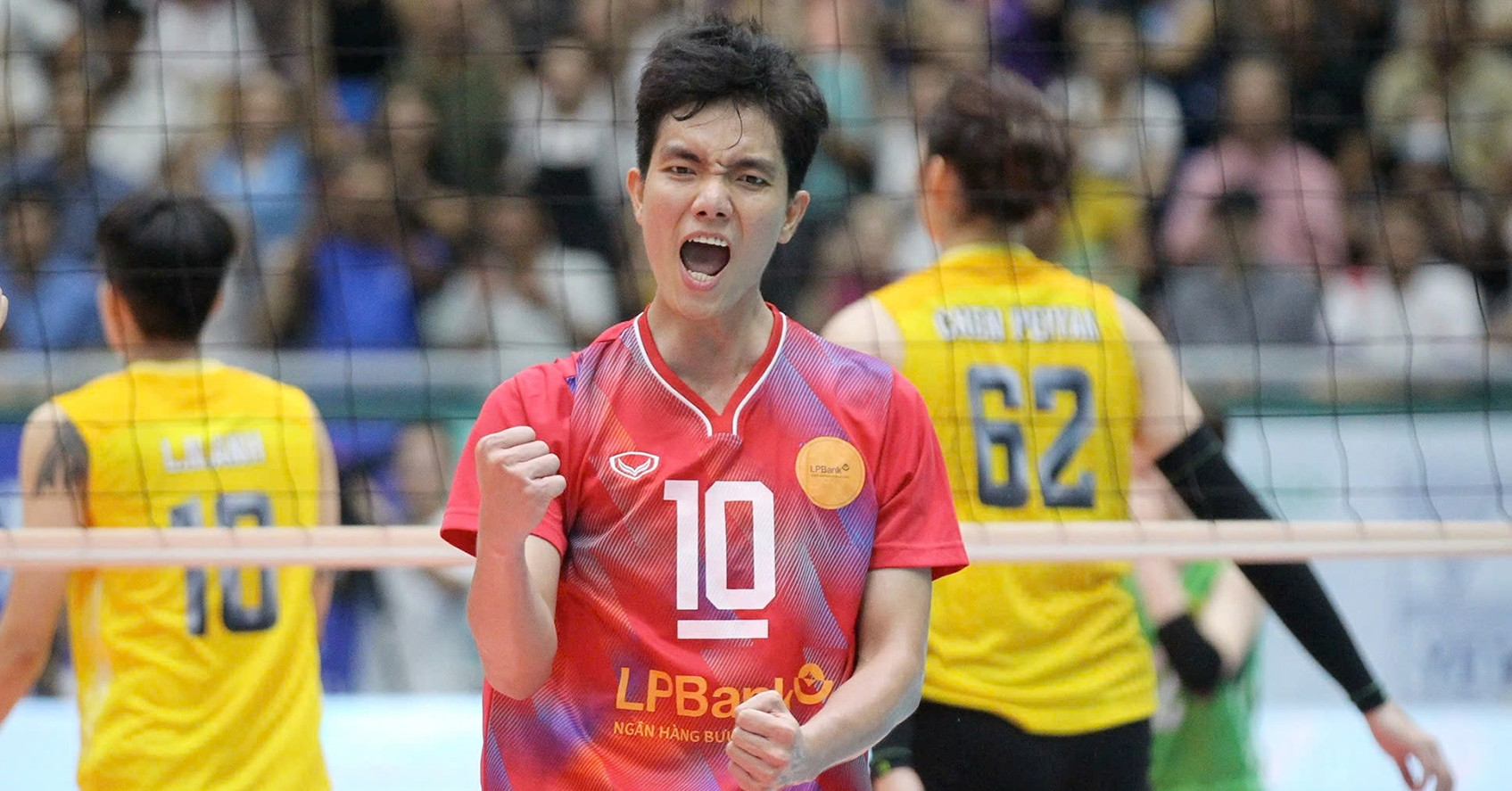 Đặng Thị Hồng nghỉ chơi, Bích Tuyền áp lực ngôi vô địch