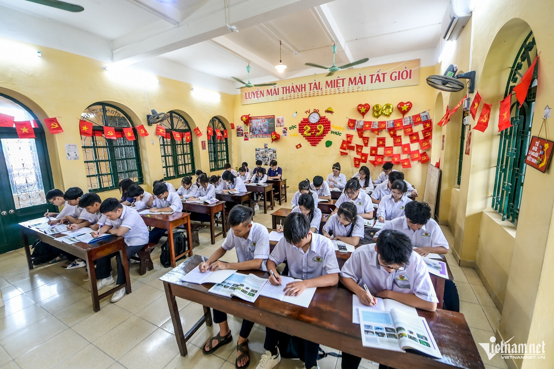 Định hướng sắp xếp trường học, bệnh viện, ban quản lý dự án trên cả nước