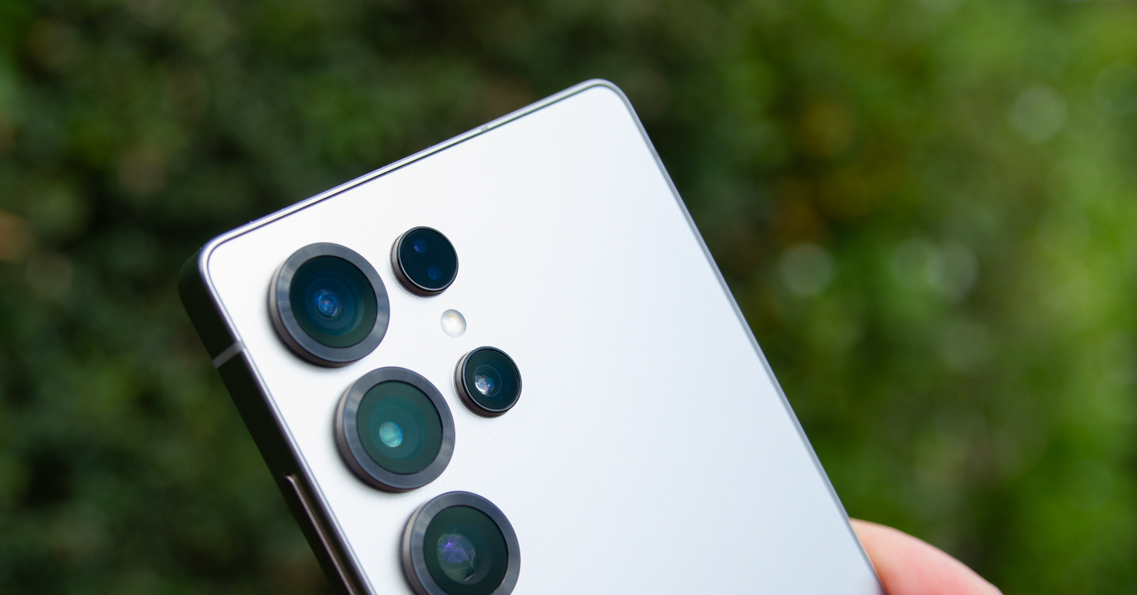 Fan Samsung nhận "gáo nước lạnh" về Galaxy S26 Ultra