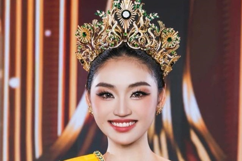 Tân Hoa hậu Hòa bình Việt Nam 2025 có bố là thợ hồ, mẹ bán vé số