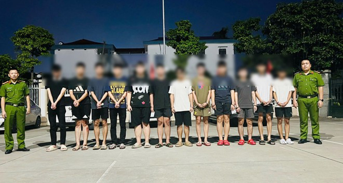 Thấy người yêu cũ livestream, nổi cơn ghen rủ bạn rú ga truy tìm tình địch giữa đêm