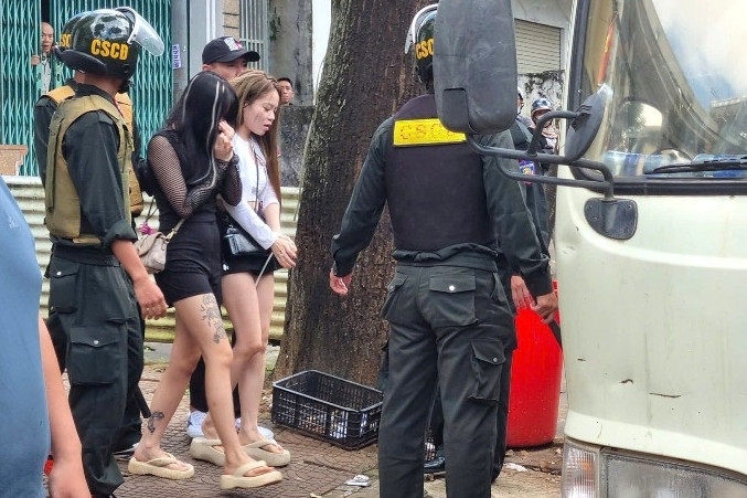 Thiếu tướng công an chỉ huy đột kích 4 tụ điểm 'bay lắc', 148 dân chơi sa lưới