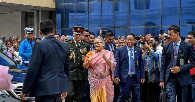 Thủ tướng lâm thời Nepal cam kết chỉ nắm quyền trong 6 tháng