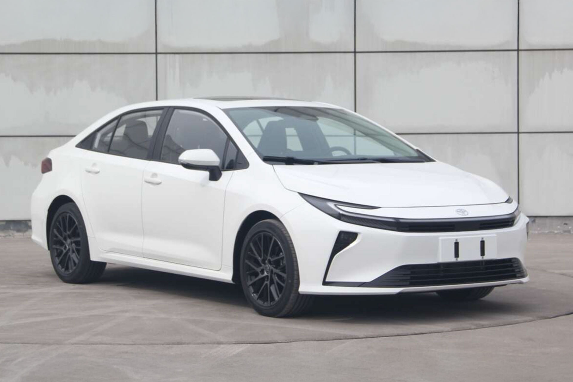 Toyota Corolla sắp được nâng cấp, diện mạo như Camry