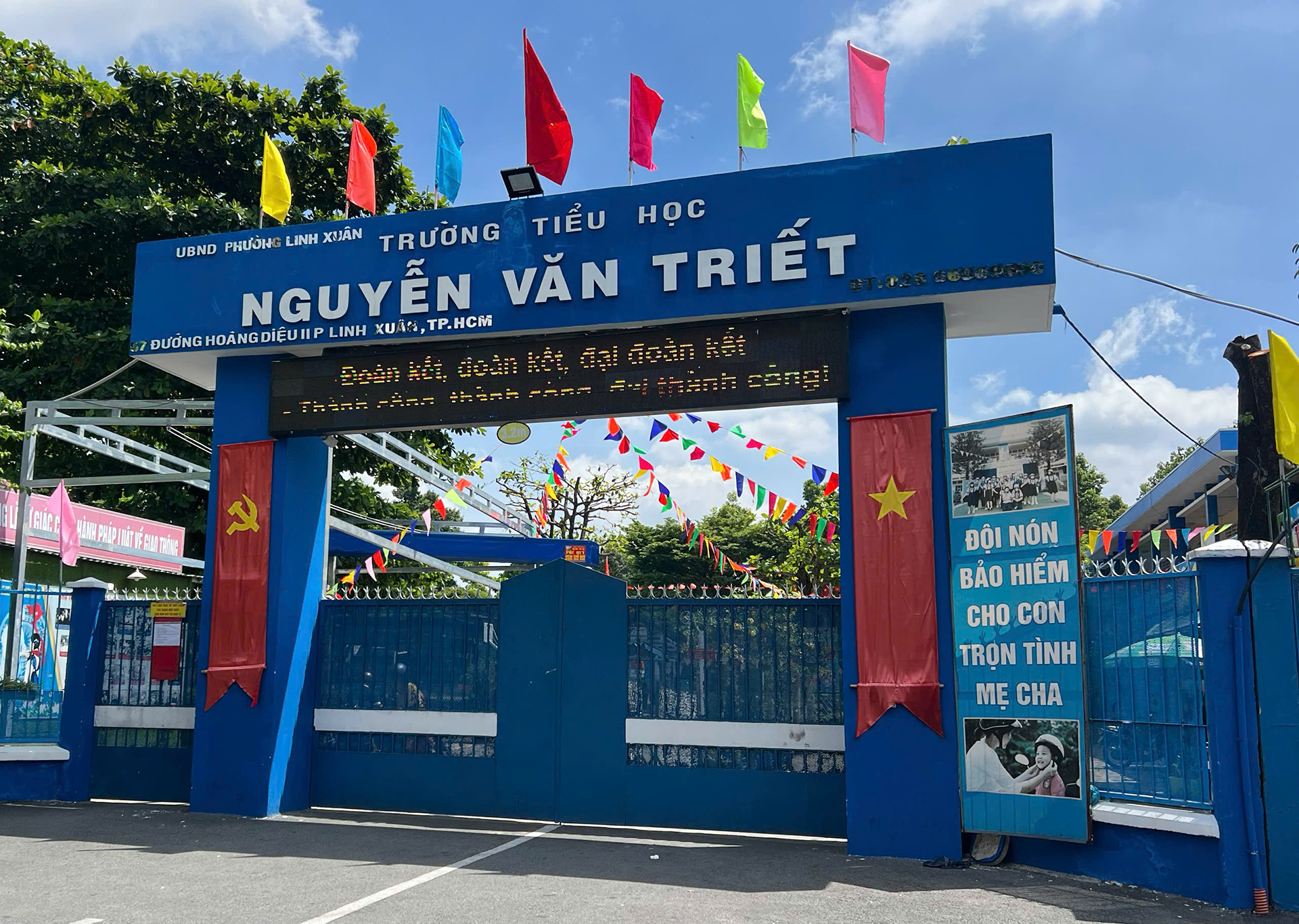 trường tiểu học.png