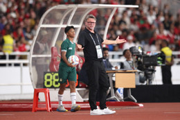 U23 Việt Nam bay cao: Ai còn nhớ đến ông Troussier?