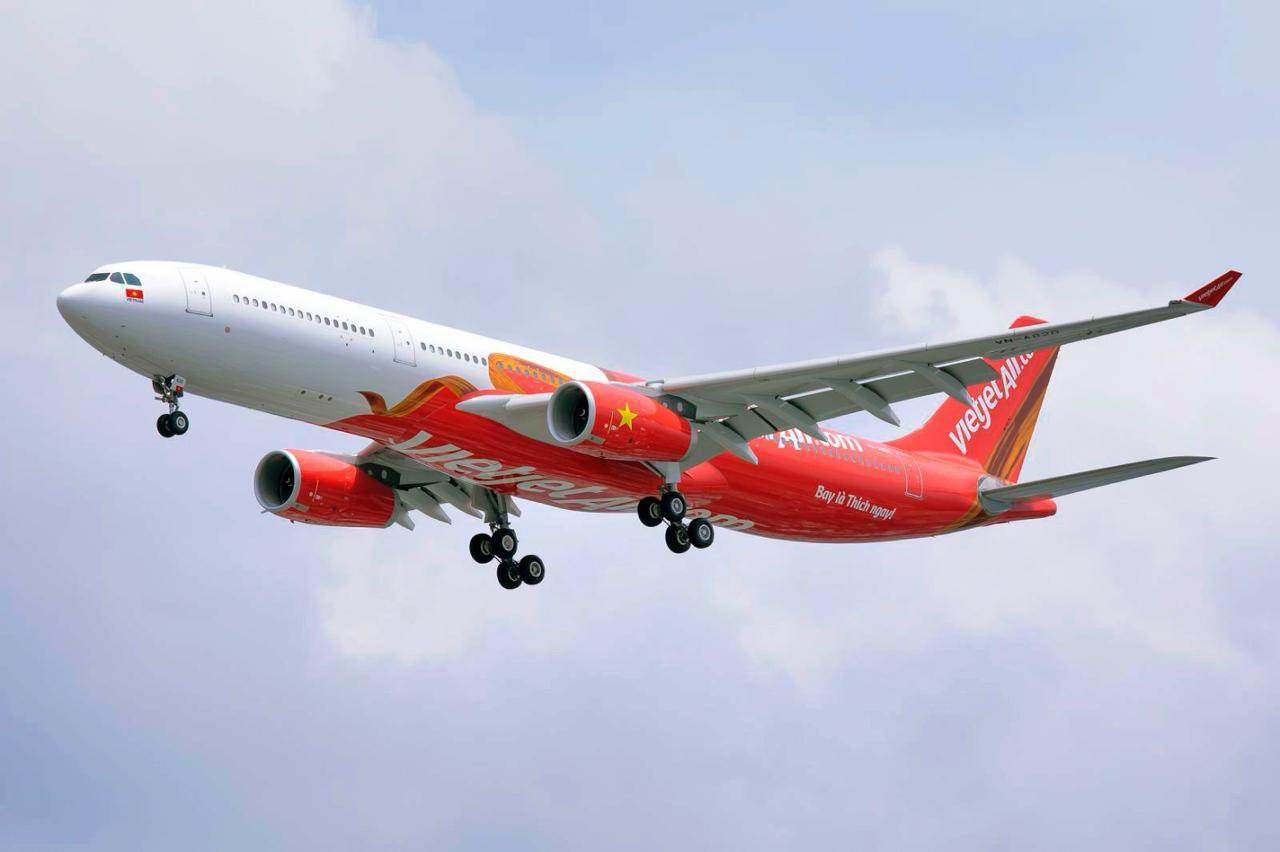 Vietjet aircraft 1.jpg