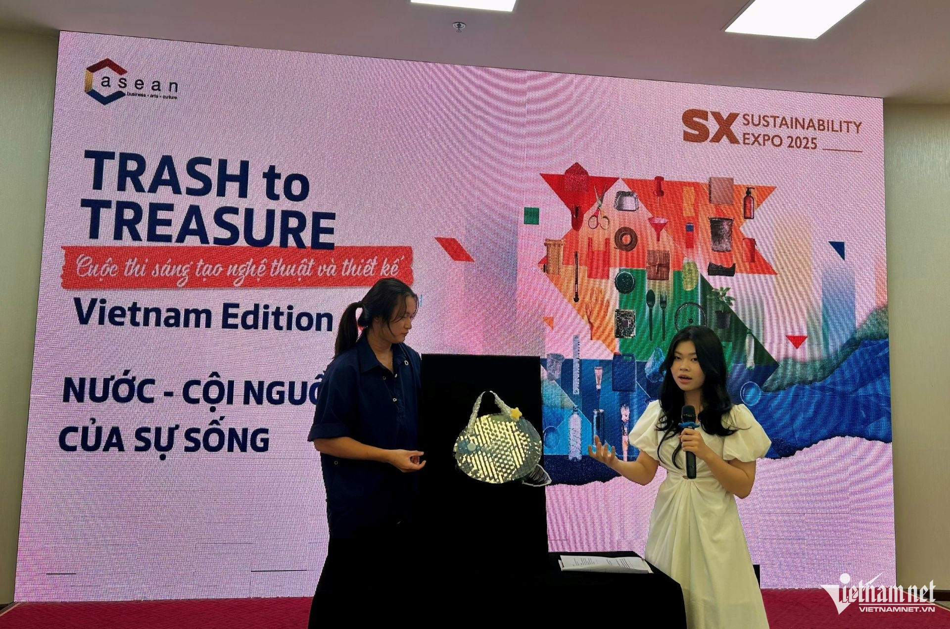 W-tác giải thuyết trình.jpg