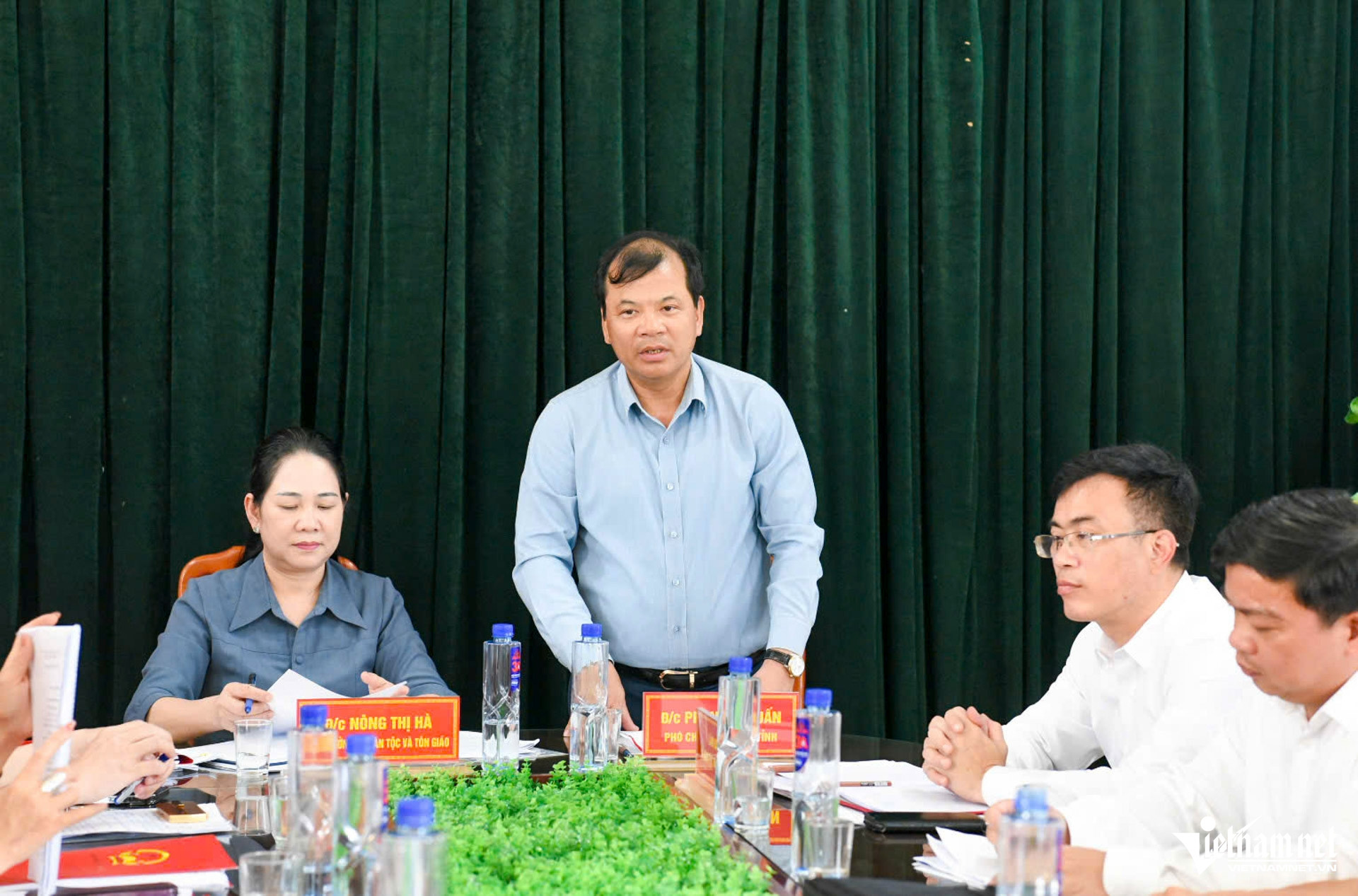 W-thứ trưởng Hà_2.JPG.jpg