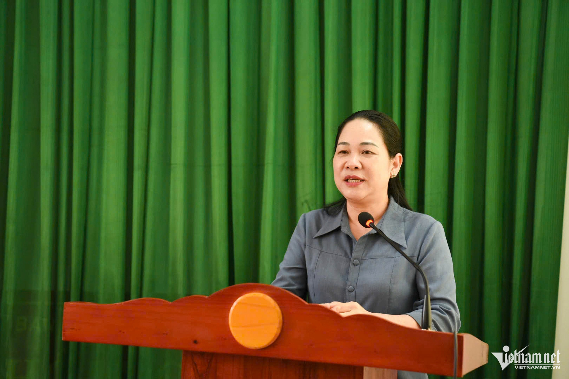 W-Thứ trưởng tặng quà ở Bắc Ninh 5.JPG.jpg