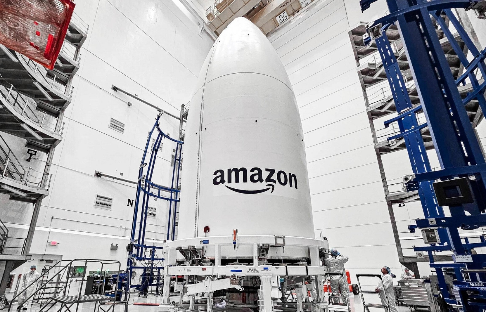 Amazon muốn phủ sóng Internet vệ tinh tại 5 nước đầu năm sau