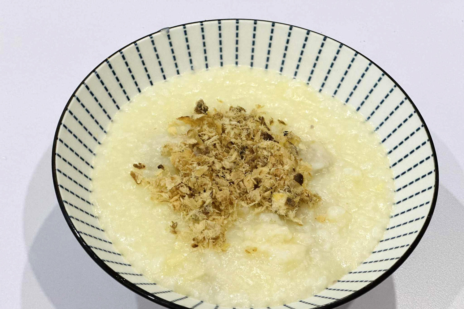 Ăn cháo mỗi sáng để dưỡng dạ dày, người phụ nữ nhận cái kết buồn