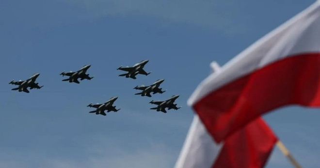 Ba Lan bắn hạ UAV xuất hiện gần dinh tổng thống, bắt giữ 2 nghi phạm