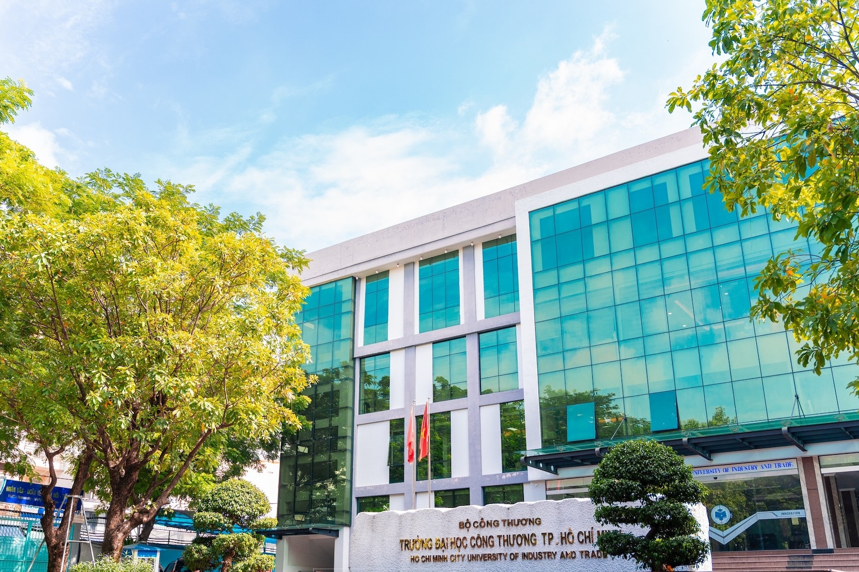 Đại học đầu tiên công bố thưởng Tết 2026, từ hiệu trưởng đến lao công nhận 25 triệu