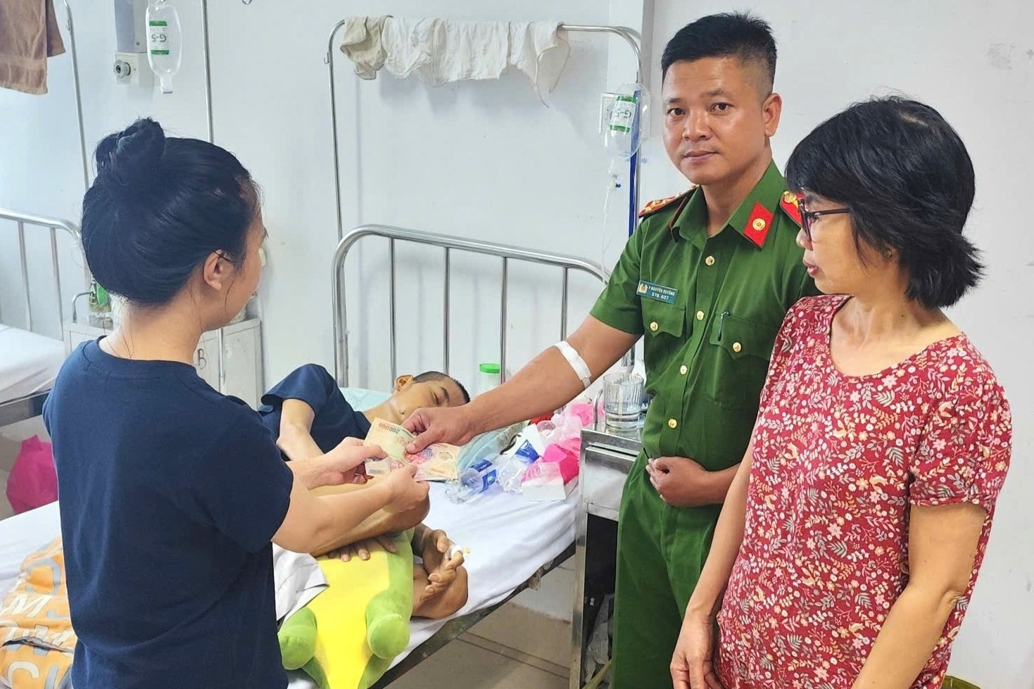 Đại úy người M’nông và những lần giành giật sự sống cho bệnh nhân từ tay tử thần