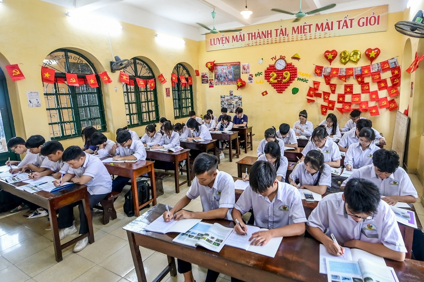 Định hướng sắp xếp trường học, bệnh viện, ban quản lý dự án trên cả nước