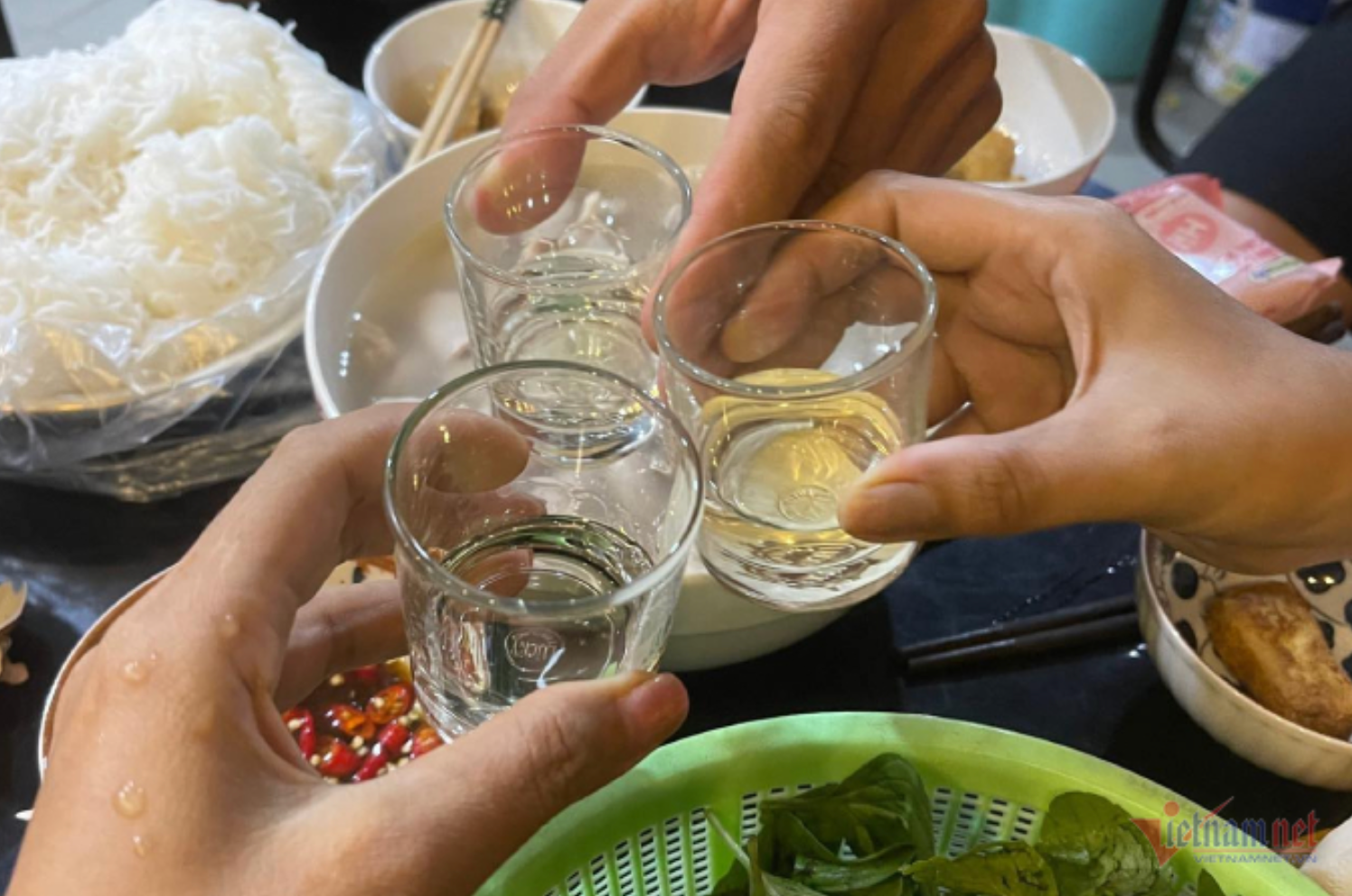 Minh hoạ rượu.png
