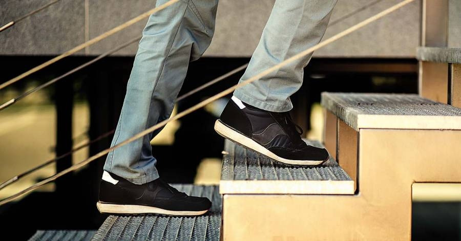 Nghiên cứu trên nửa triệu người hé lộ tác dụng của leo cầu thang 2 phút mỗi ngày
