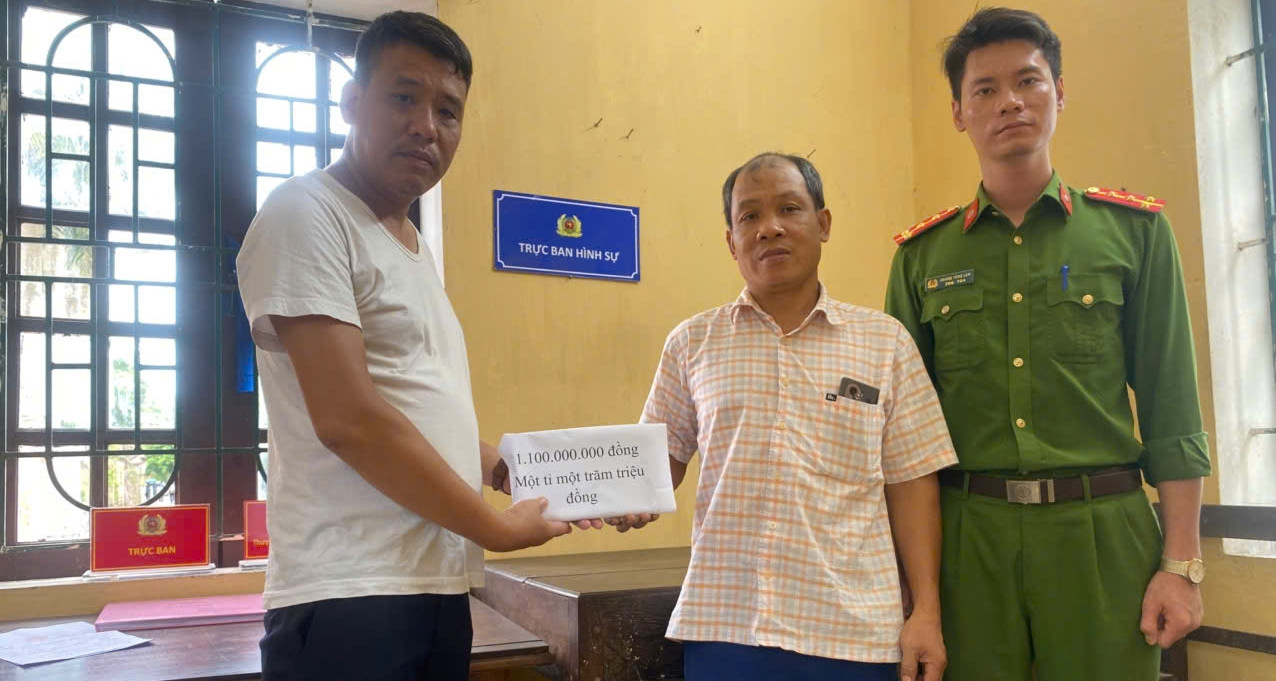 Người đàn ông bất ngờ nhận được hơn 1 tỷ đồng từ tài khoản lạ