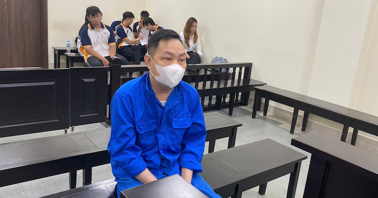 Sắm hai chiếc Bentley, đại gia bị lừa hơn 5 tỷ đồng tiền làm giấy tờ