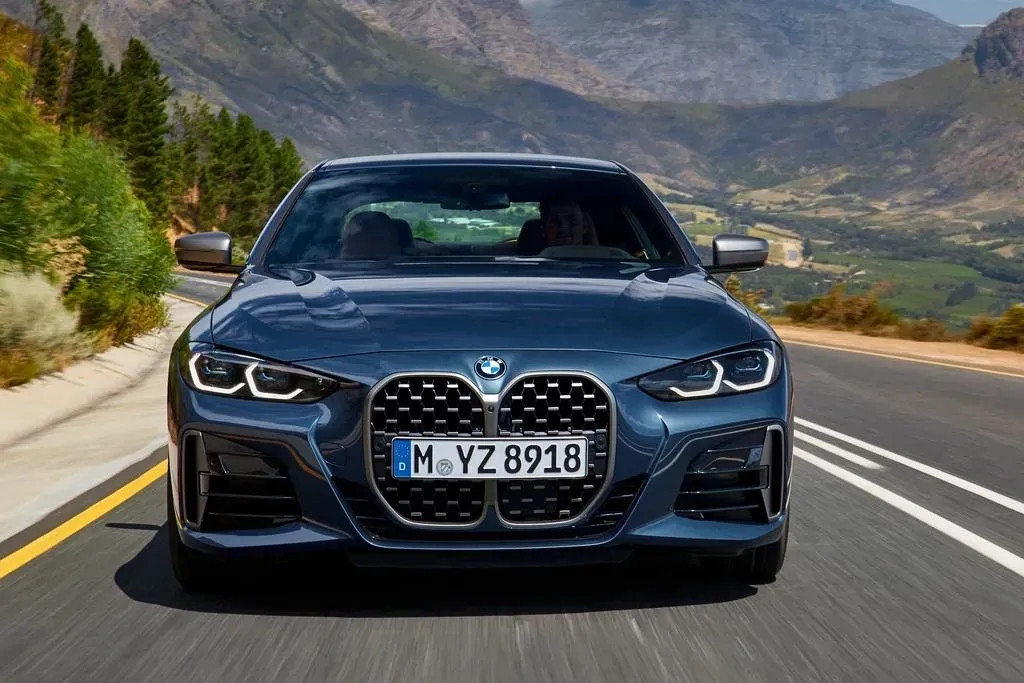 Thiết kế lưới tản nhiệt cỡ lớn của BMW gây tranh cãi mạnh nhưng xe vẫn hút khách