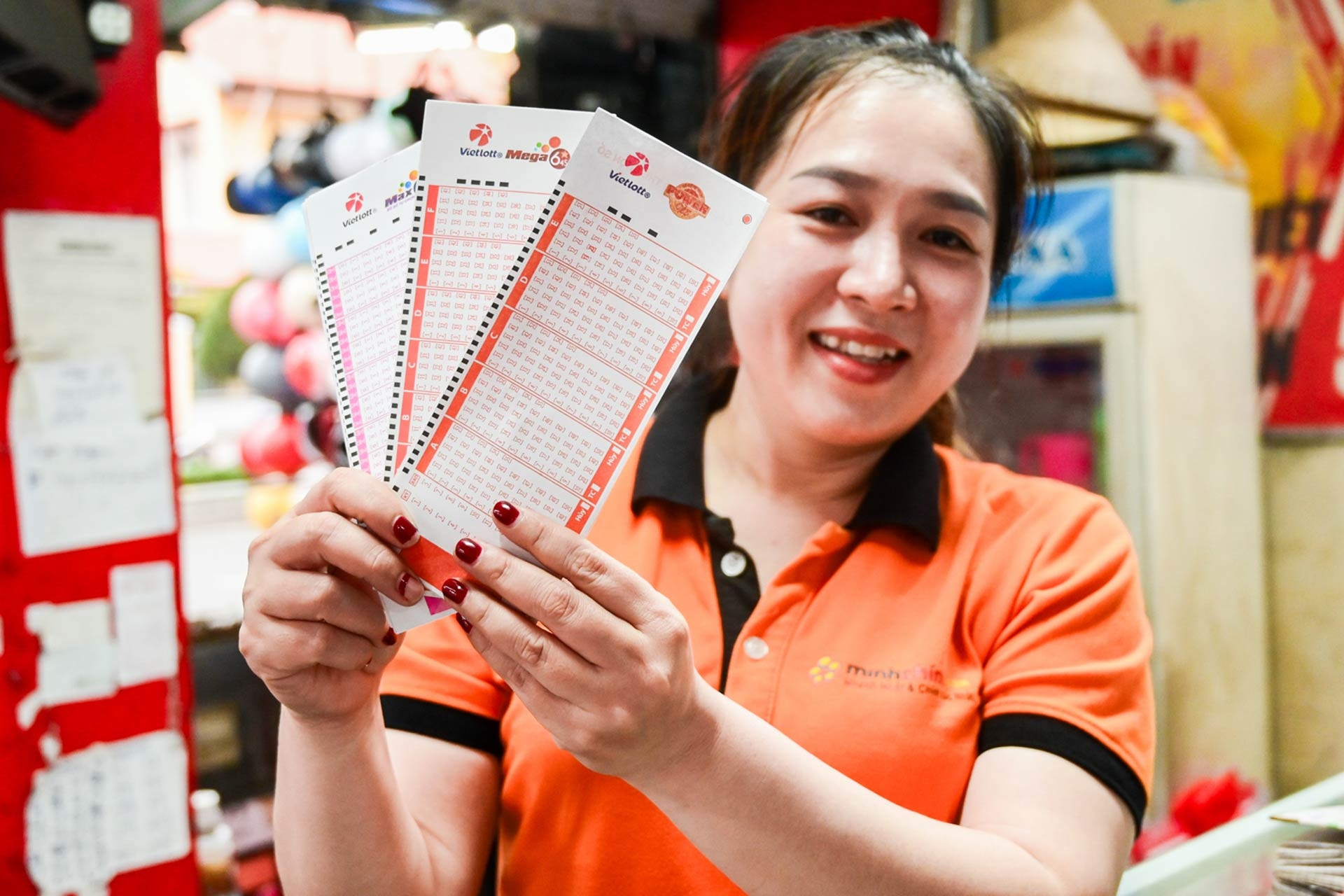 Vietlott tìm thấy vé số trúng độc đắc gần 6,2 tỷ đồng