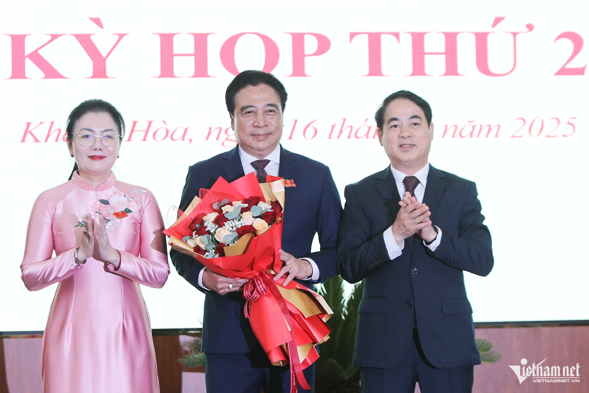 W-OngNguyenKhacToan IMG_1079.jpg