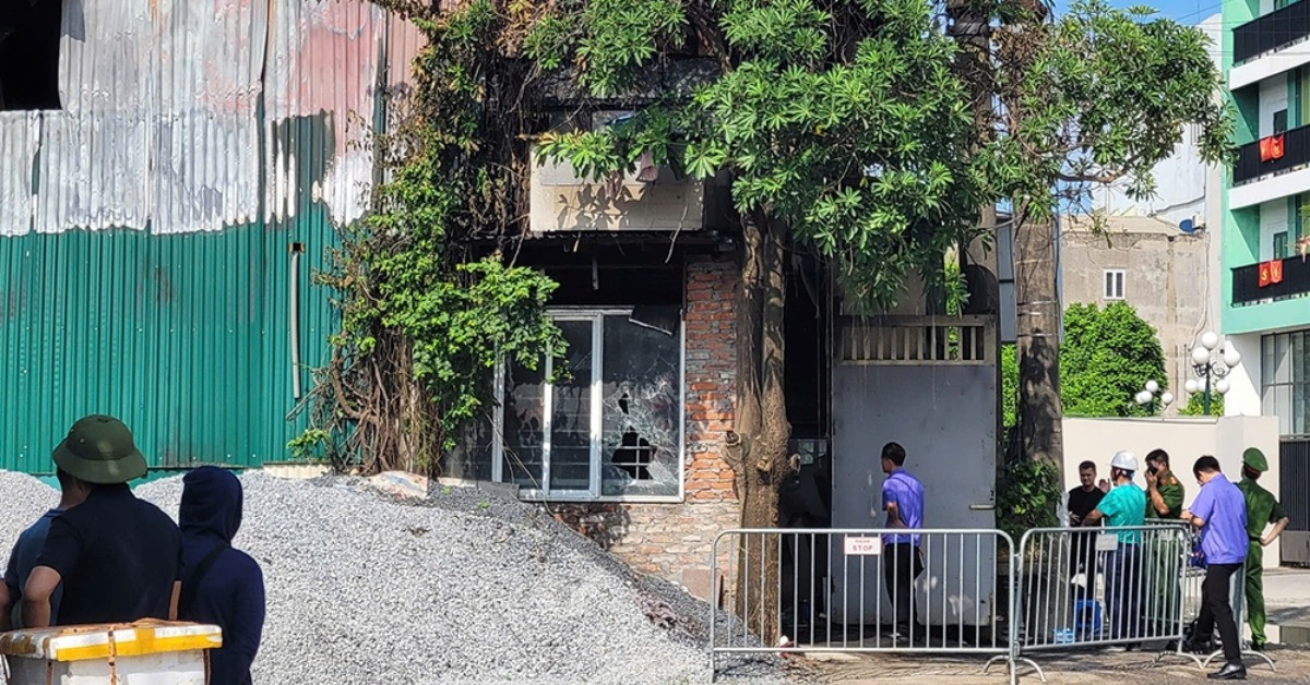 Cháy nhà lúc rạng sáng ở Hà Nội, 4 người trong ...