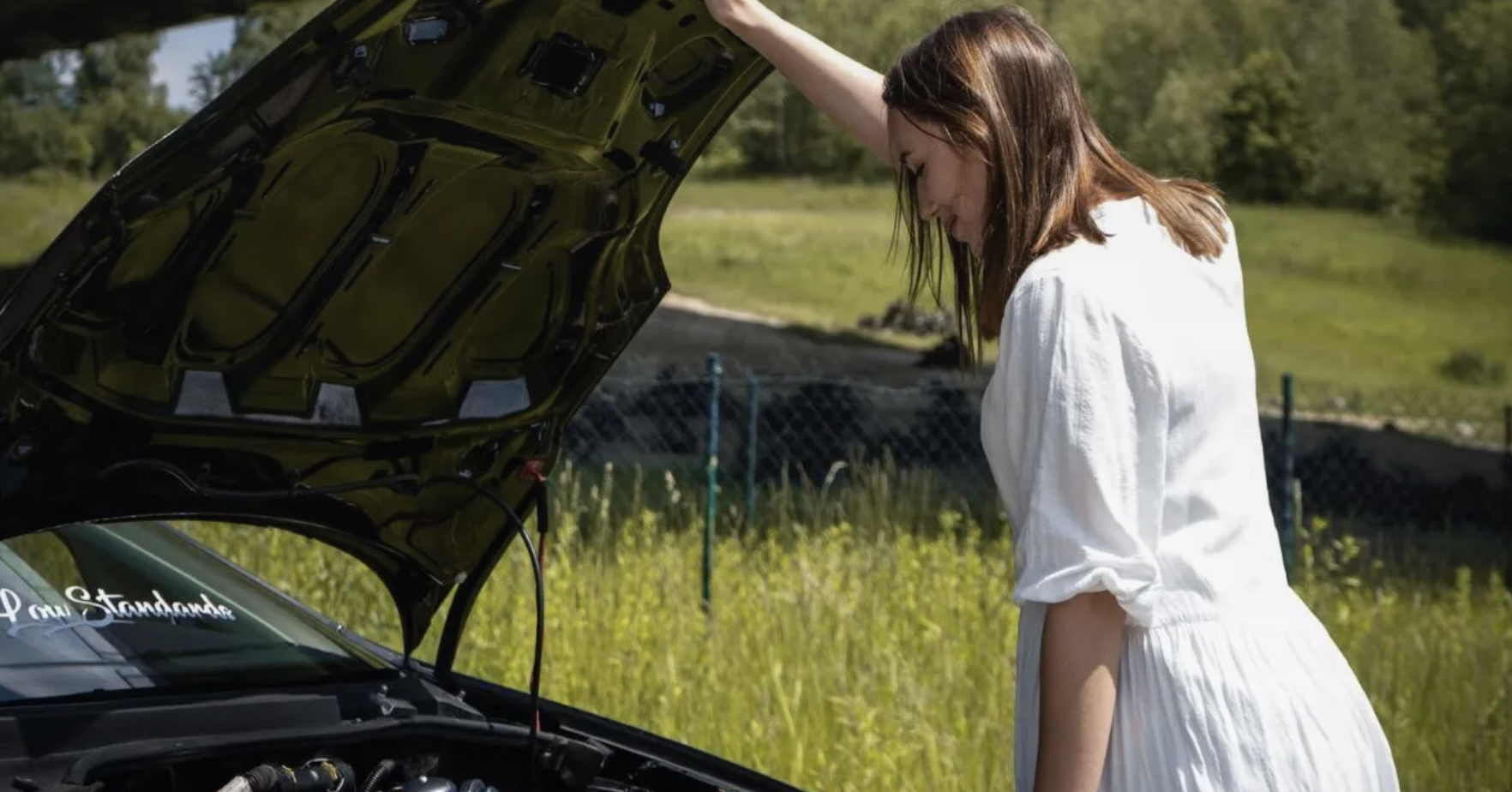 10 dấu hiệu cảnh báo ắc quy ô tô sắp “cạn nguồn”