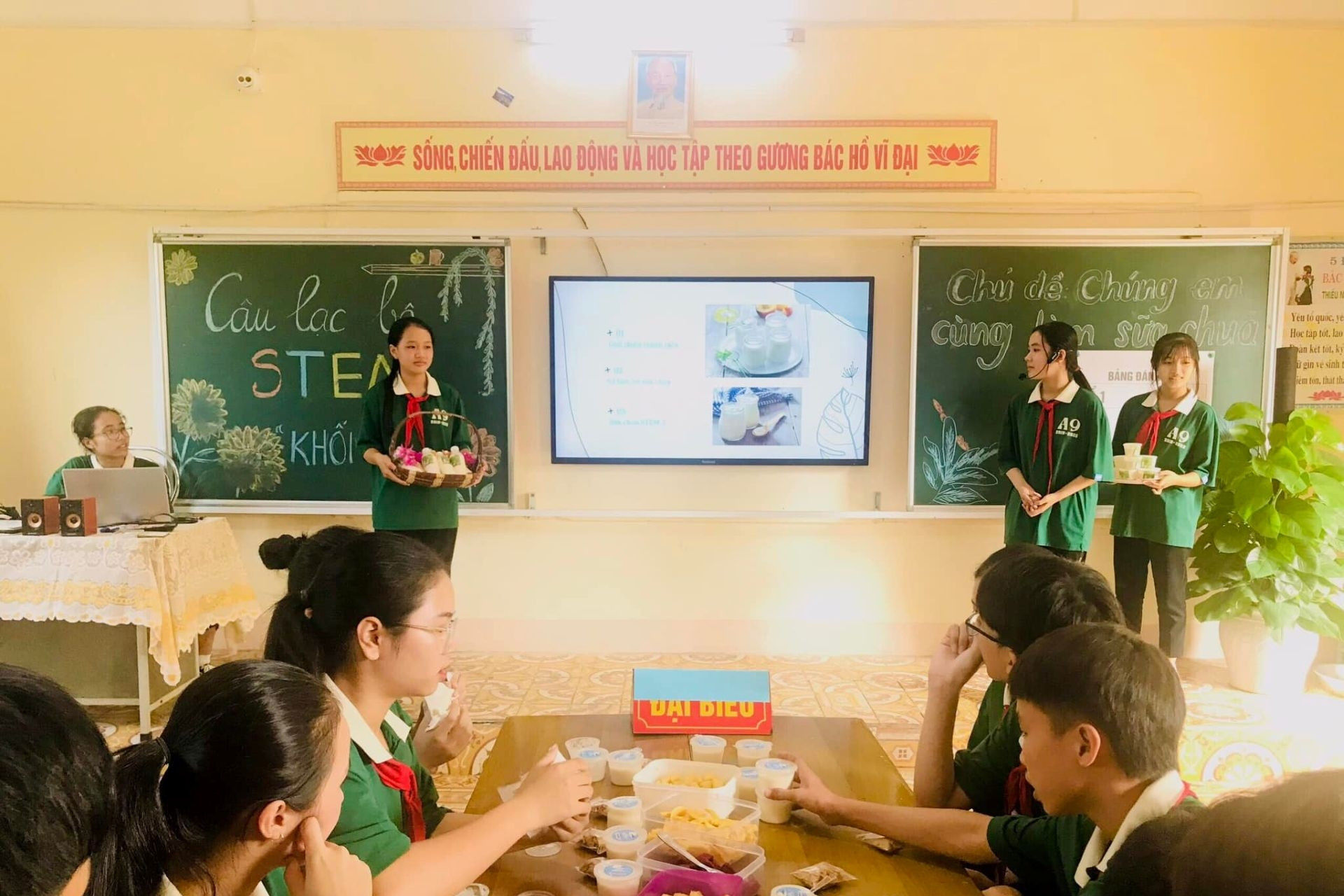 11 nữ sinh ASEAN được trao học bổng toàn phần trong lĩnh vực STEM tại Anh