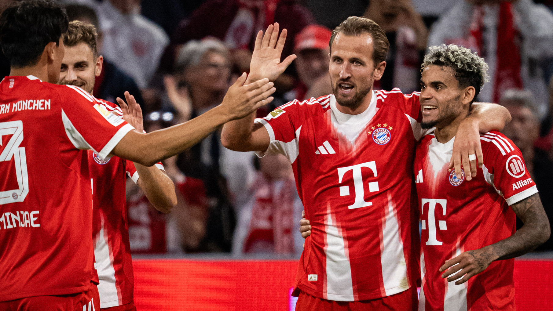Bayern - Bayern Munich Kane Diaz.jpg