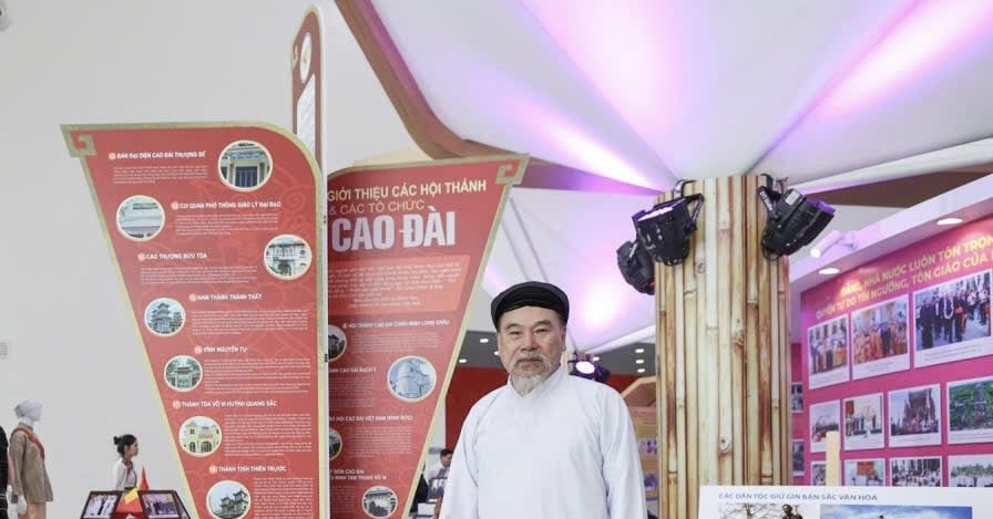 Dấu ấn đặc biệt của một tôn giáo nội sinh khơi mở từ huyền thoại 'Mắt trời'