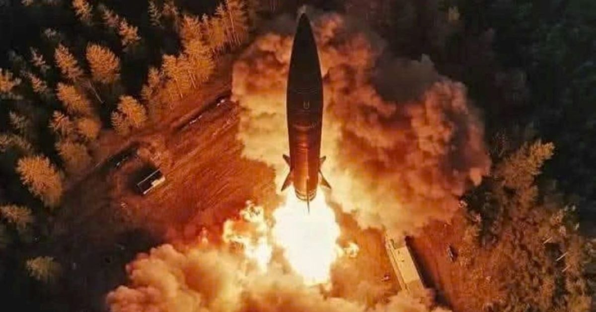 Tên lửa Oreshnik tầm bắn 5.000km, tốc độ Mach 10, công nghệ siêu thanh ‘không thể đánh chặn’