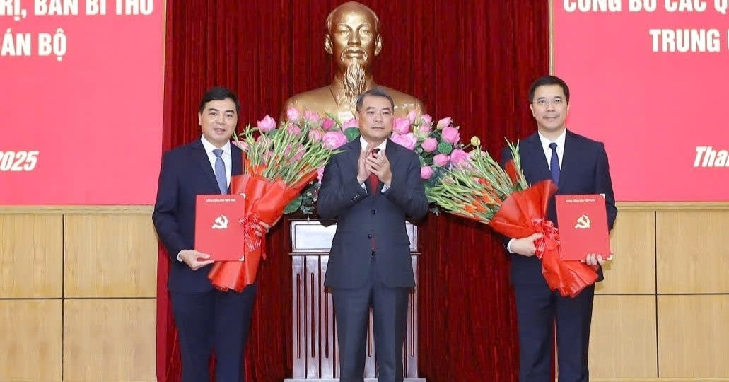 Thiếu tướng Nguyễn Hồng Phong làm Phó bí thư Th...
