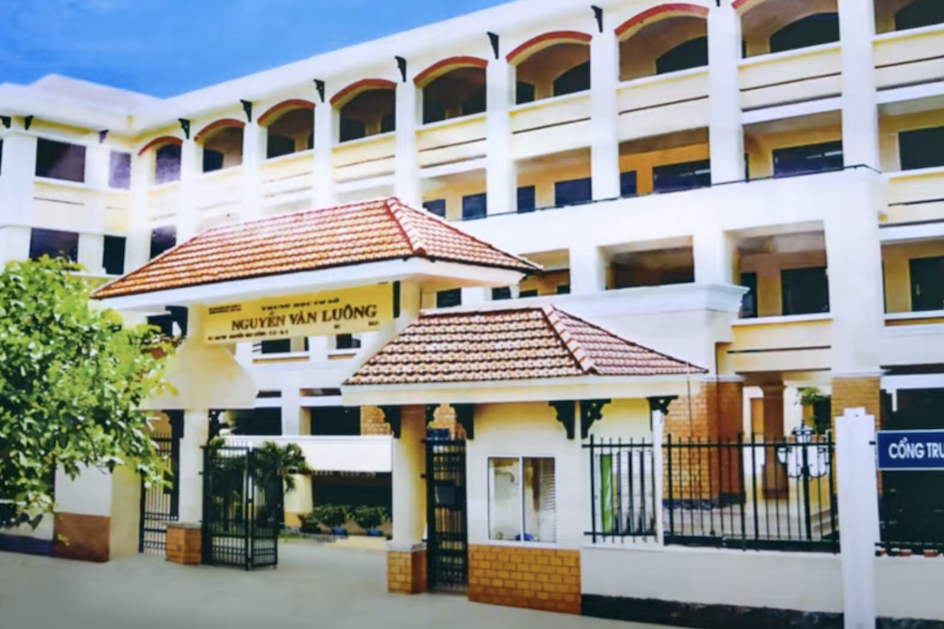 Trường 8 năm không thu quỹ phụ huynh, hiệu trưởng nói ngân sách cấp dư hoạt động