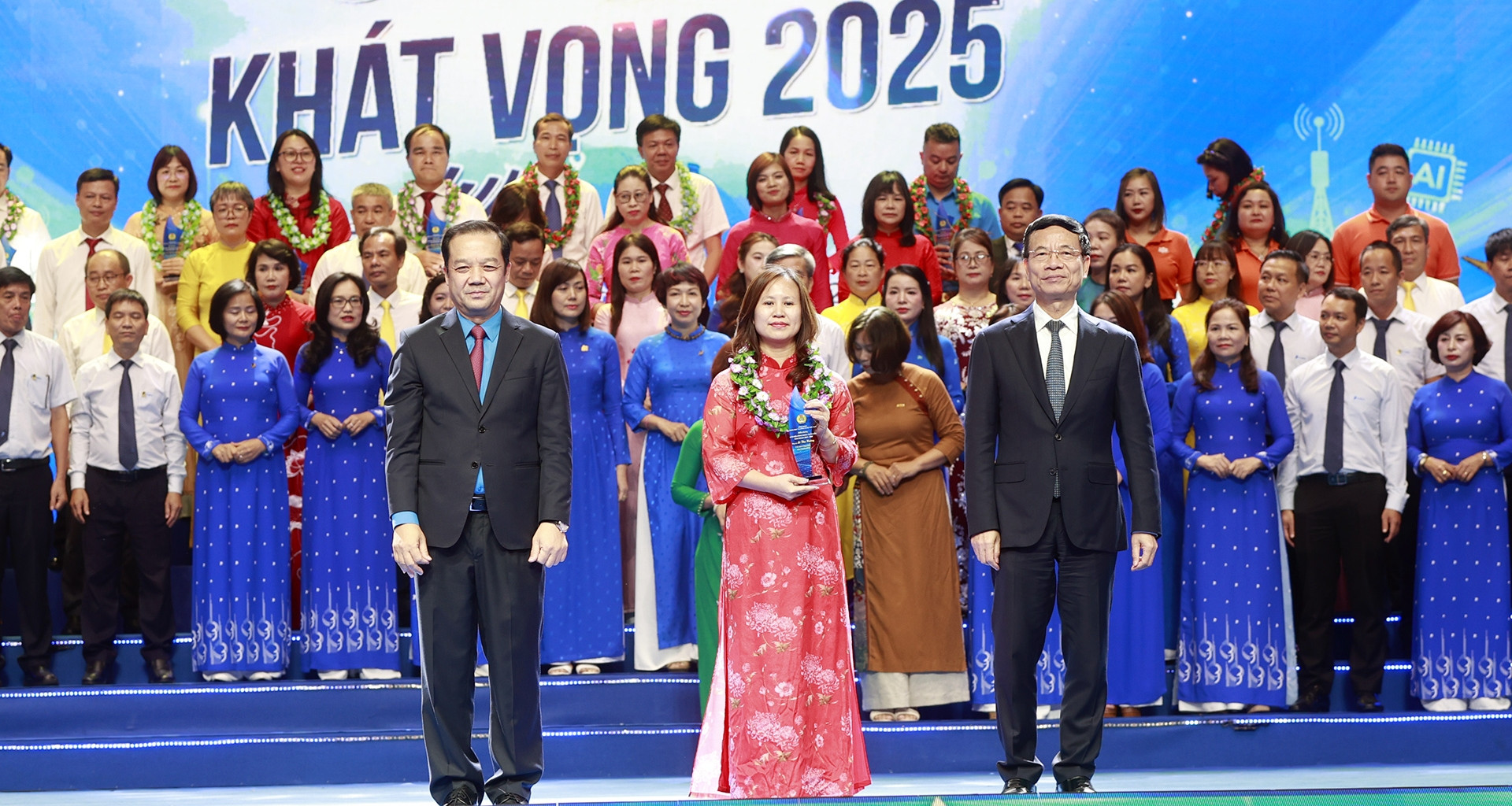 Vinh danh 290 gương mặt tiêu biểu ngành Khoa học và Công nghệ 2025
