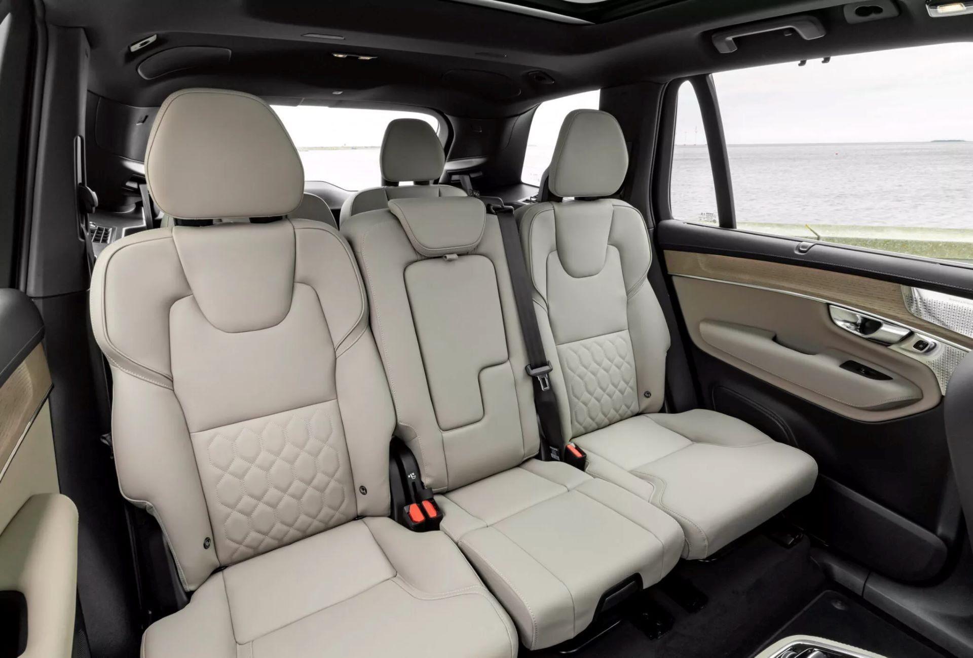 Volvo_XC90 noi that.jpg